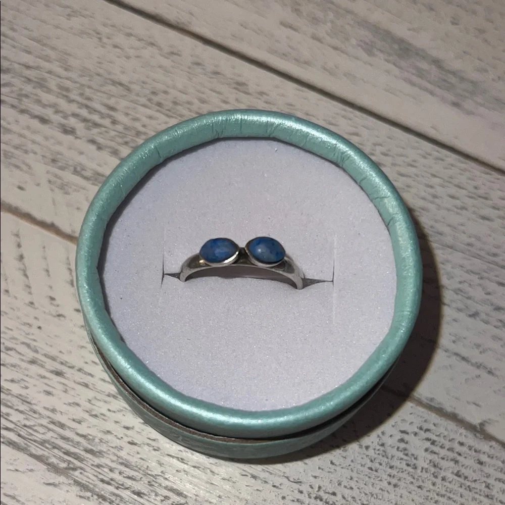 Vintage Navajo Ring marked 925 size 8 in good condition